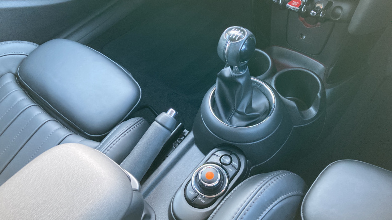 MINI Hatchback 2.0 Cooper S Exclusive II 5dr [Comfort/Nav Pack] Petrol Hatchback